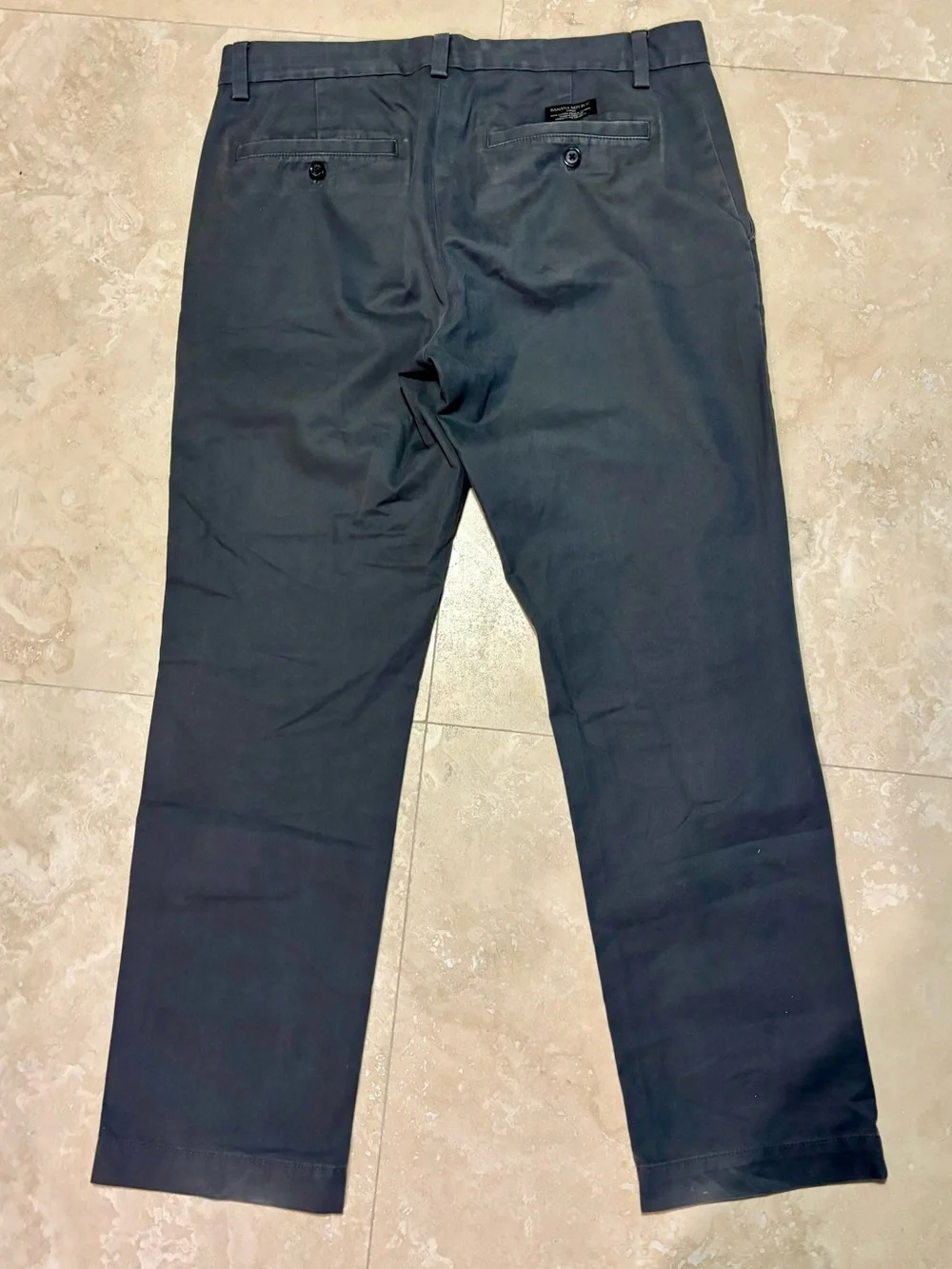 Banana Republic Charcoal Gray Aiden Men's Chino Pants 32